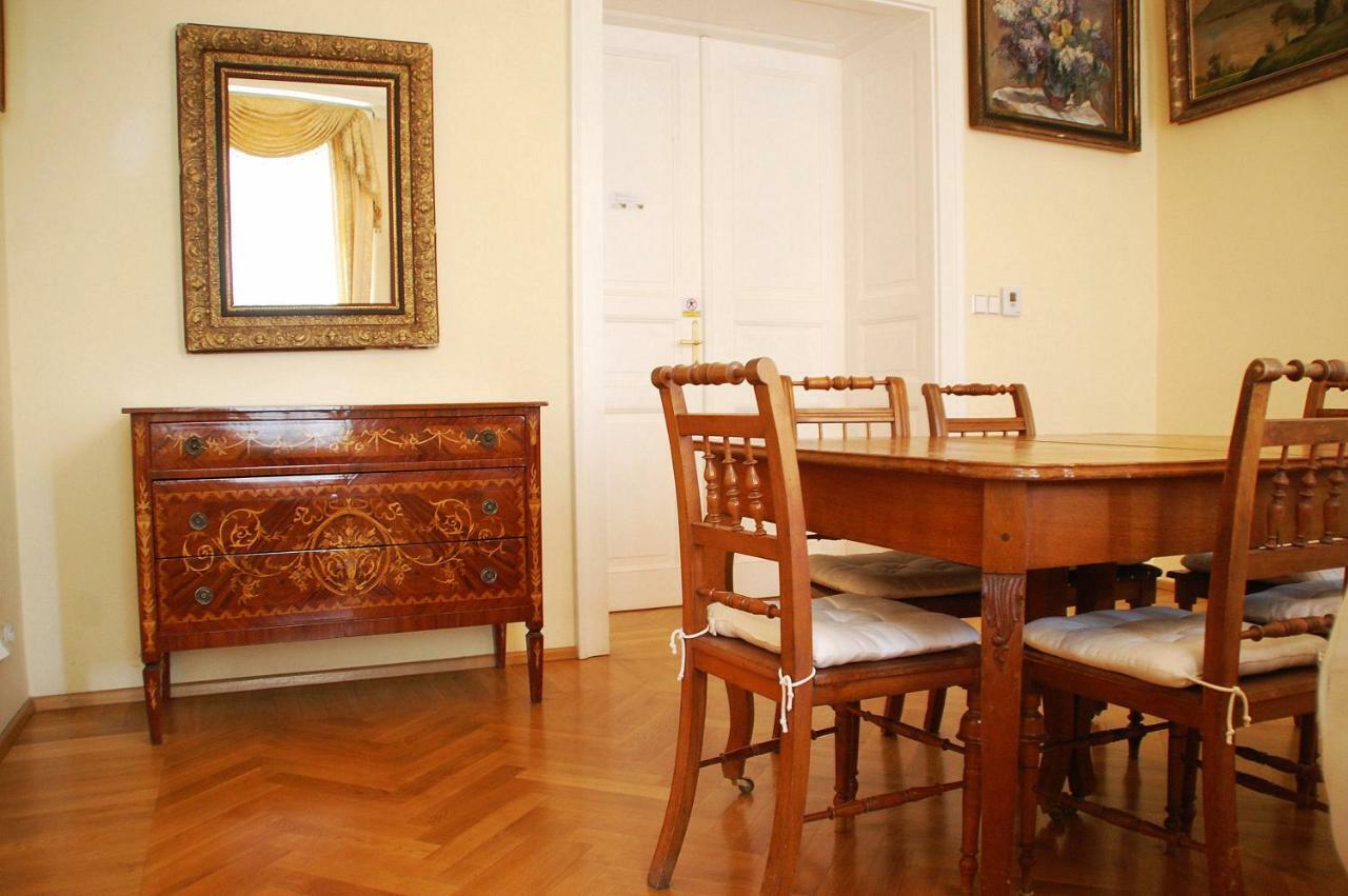 Melantrichova Apartment Praha Eksteriør bilde